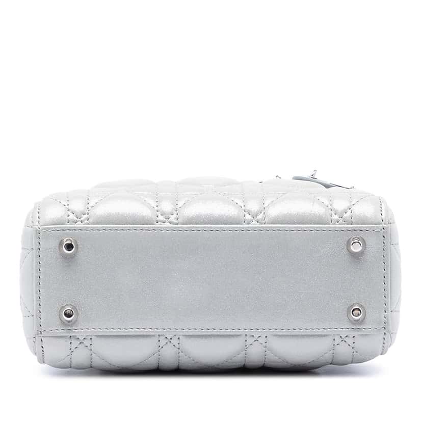 Dior Mini Iridescent Lambskin Cannage Lady Dior Silver Leather Very good condition - Inside View