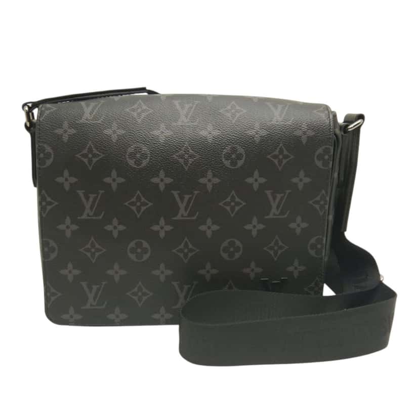 Louis Vuitton Monogram Eclipse District PM Black Very good condition - Front View