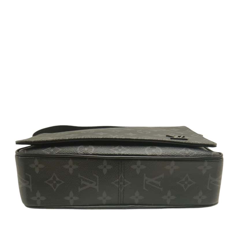 Louis Vuitton Monogram Eclipse District PM Black Very good condition - Inside View