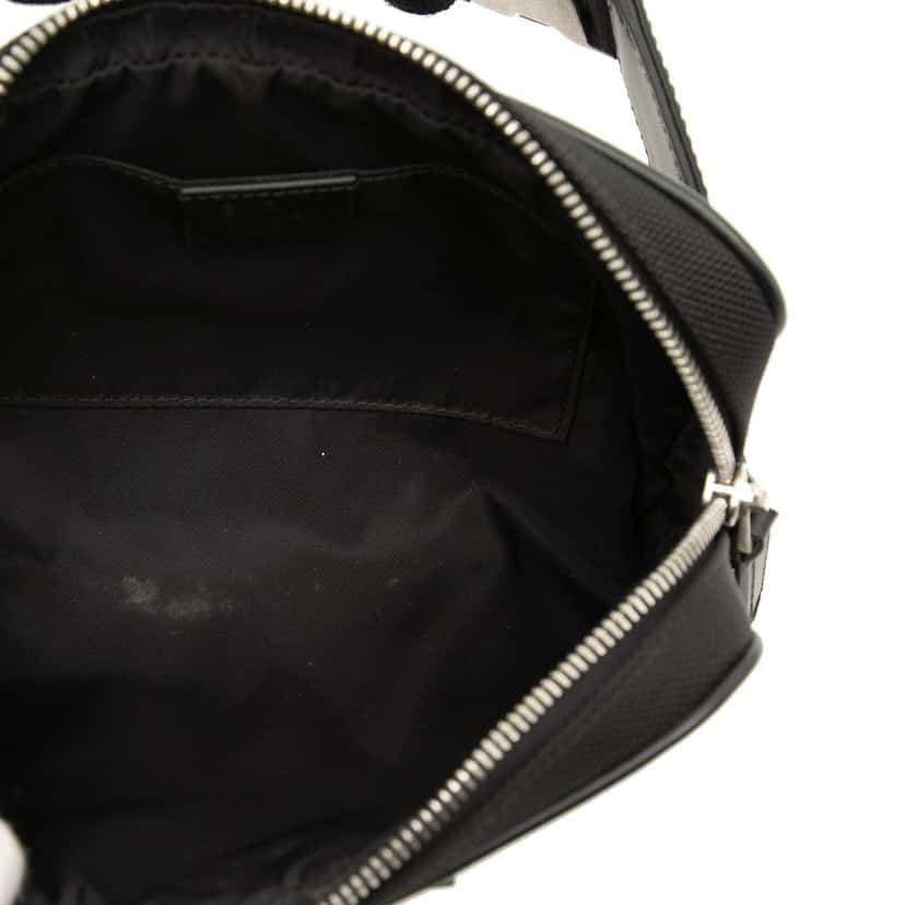 Gucci Canvas Techno Web Belt Bag Black Very good condition - Model View