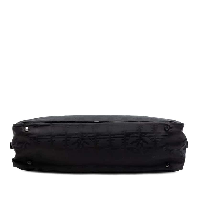 Chanel New Travel Line Nylon Handbag Black Very good condition - Inside View