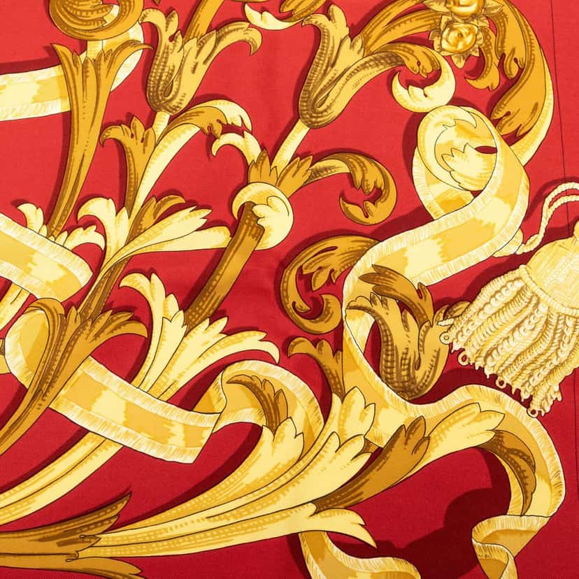 Hermès Le Mors A La Conetable Silk Scarf 90 Red Very good condition - Model View