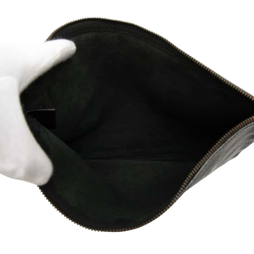 Gucci Medium Calfskin Logo Portfolio Clutch Black Leather Very good condition - Model View