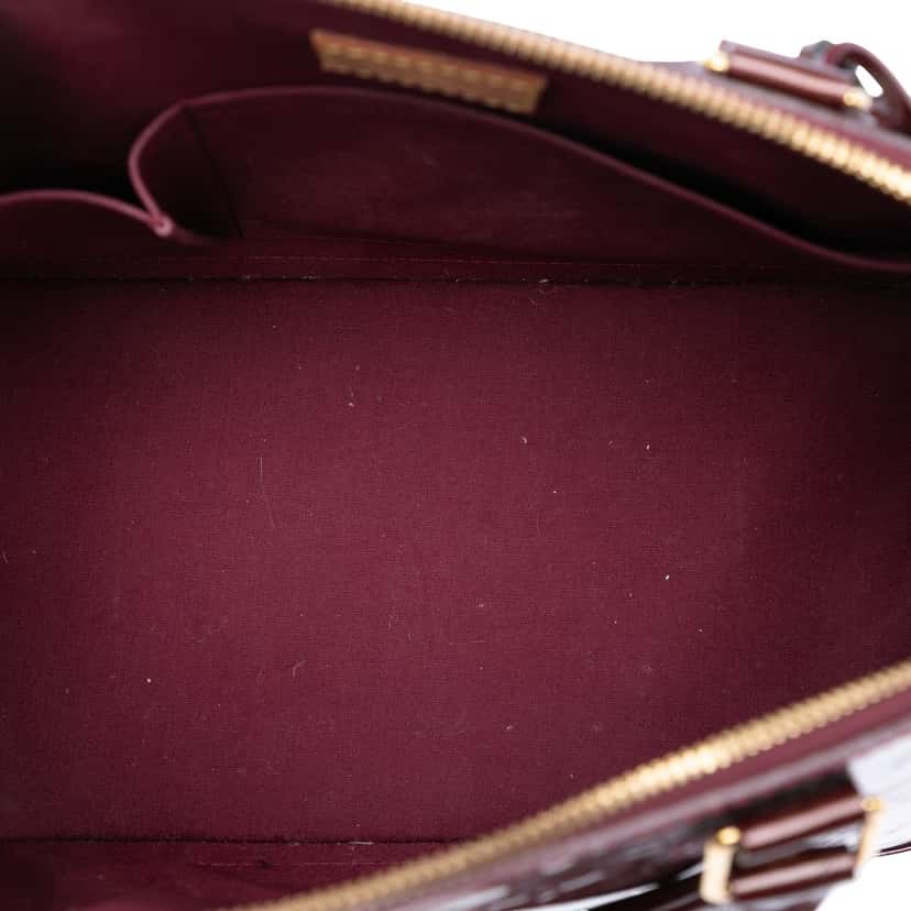 Louis Vuitton Monogram Vernis Alma PM Red Leather Very good condition - Model View