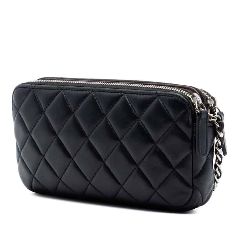 Chanel CC Quilted Lambskin Double Zip Clutch With Chain Black Leather Very good condition - Back View