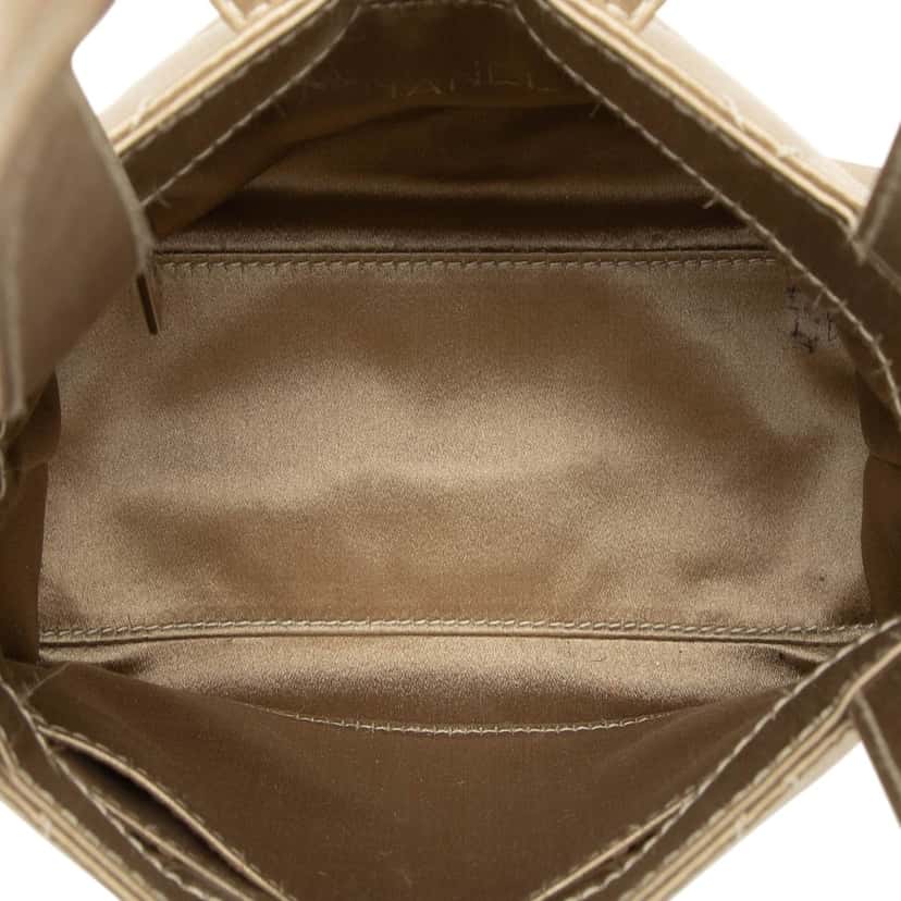 Chanel CC Quilted Satin Handbag Gold Very good condition - Model View