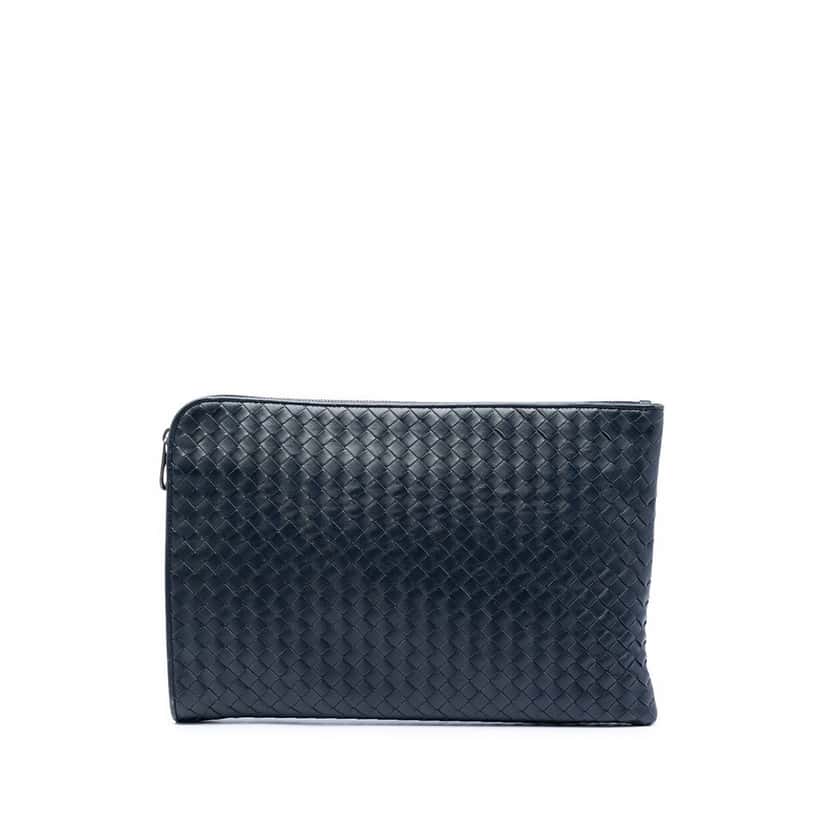 Bottega Veneta Nappa Intrecciato Clutch Blue Leather Very good condition - Front View