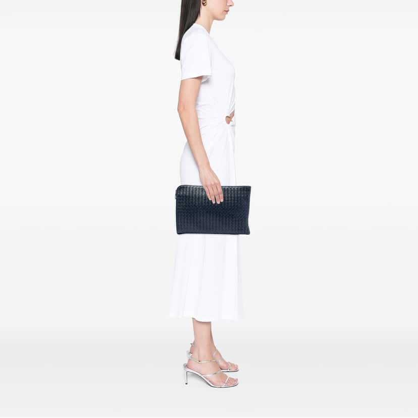 Bottega Veneta Nappa Intrecciato Clutch Blue Leather Very good condition - Box View