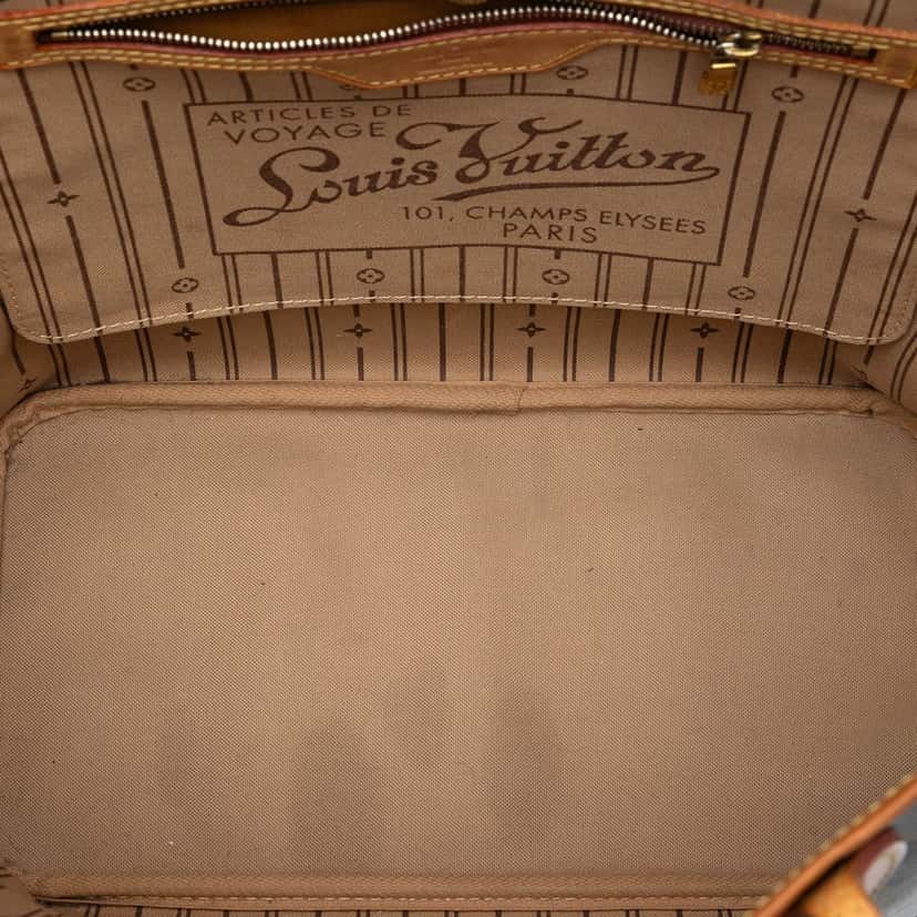 Louis Vuitton Monogram Neverfull MM Brown Very good condition - Model View