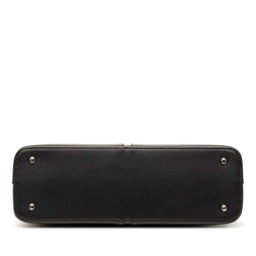 Burberry Leather Shoulder Bag Black Leather Very good condition - Inside View