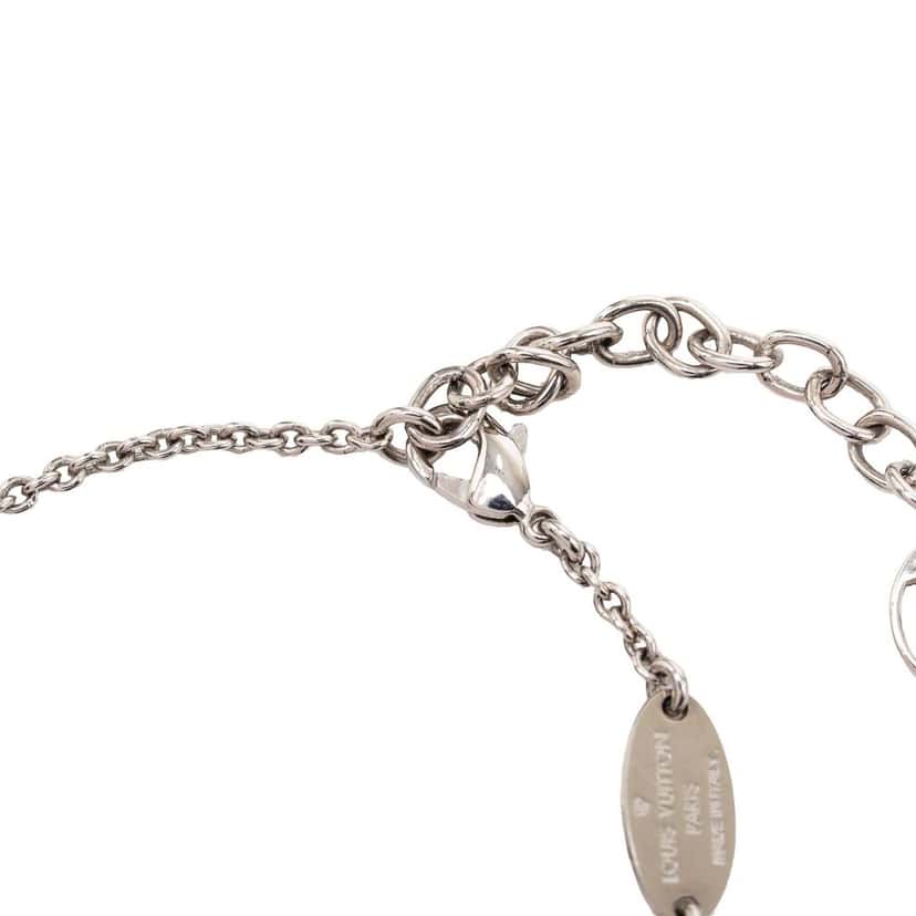 Louis Vuitton Brass Essential V Supple Bracelet Silver Metal Very good condition - Model View