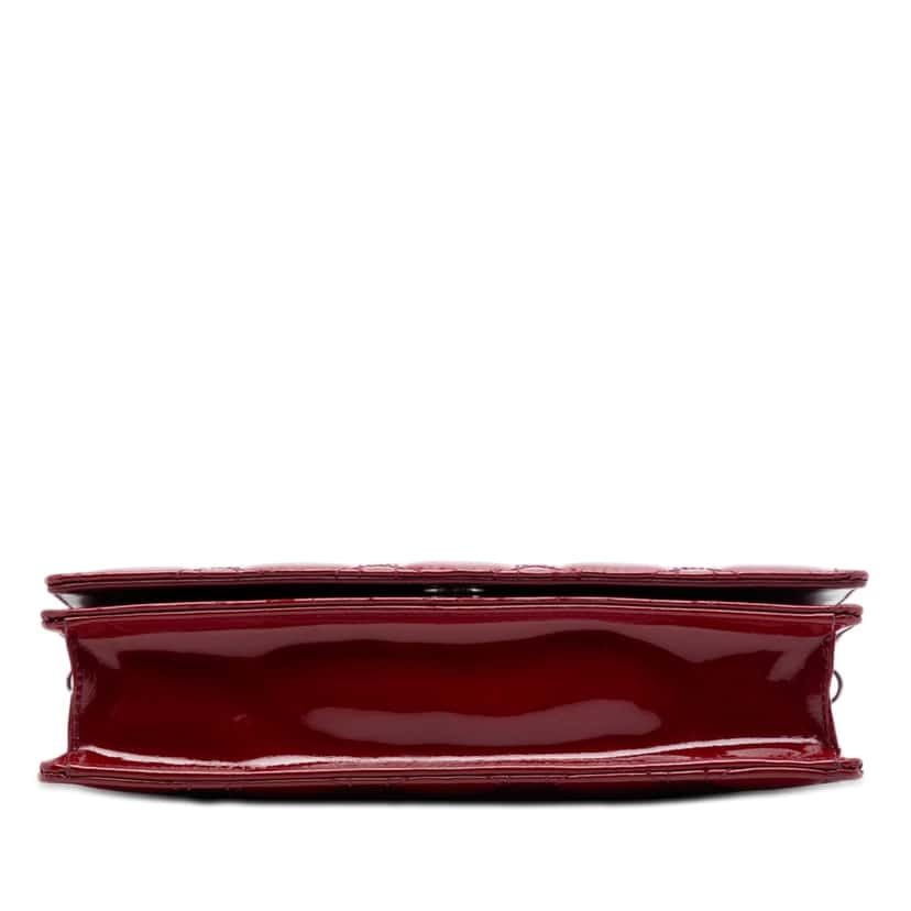 Dior Patent Cannage Lady Dior Pouch with Chain Red Leather Very good condition - Inside View
