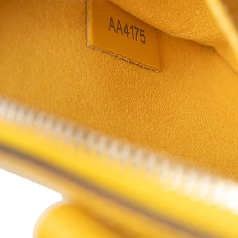 Louis Vuitton Epi Alma BB Yellow Leather Very good condition - Box View