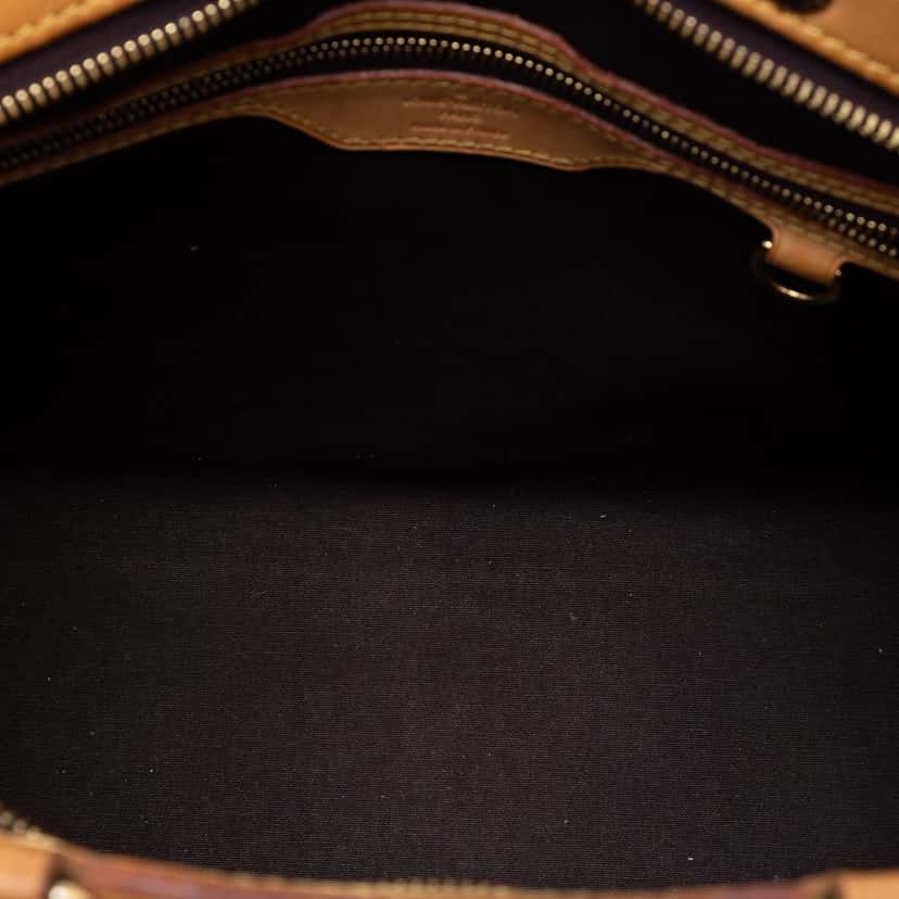 Louis Vuitton Monogram Vernis Brea MM Purple Leather Very good condition - Model View