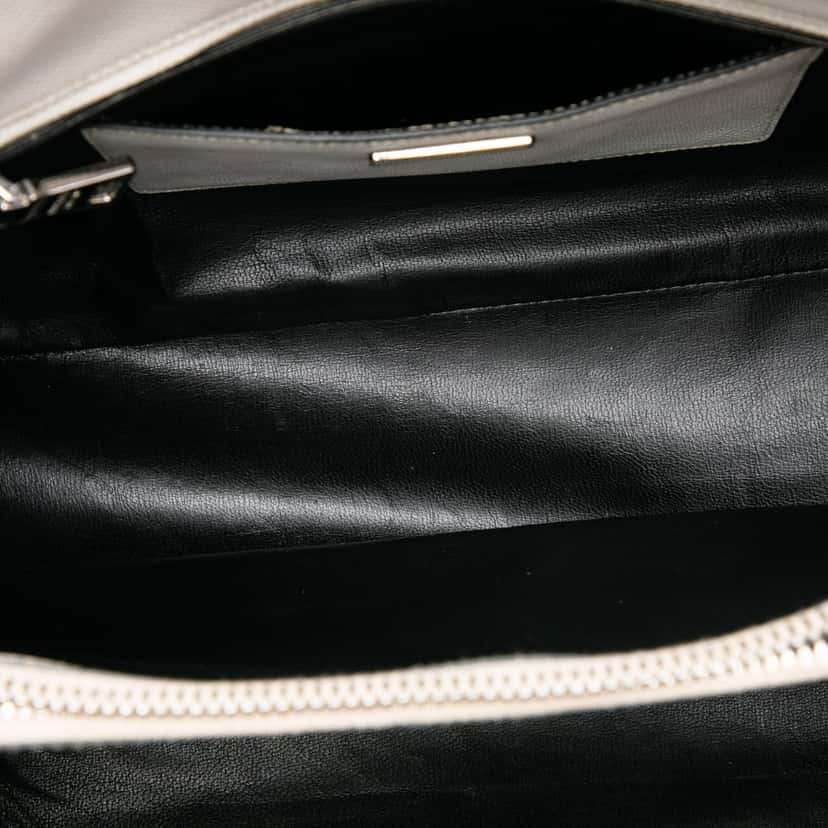 Prada Saffiano Cuir Turnlock Twin Satchel White Leather Very good condition - Model View