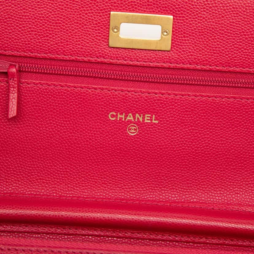Chanel Quilted Caviar Reissue 2.55 Wallet On Chain Red Leather Very good condition - Box View
