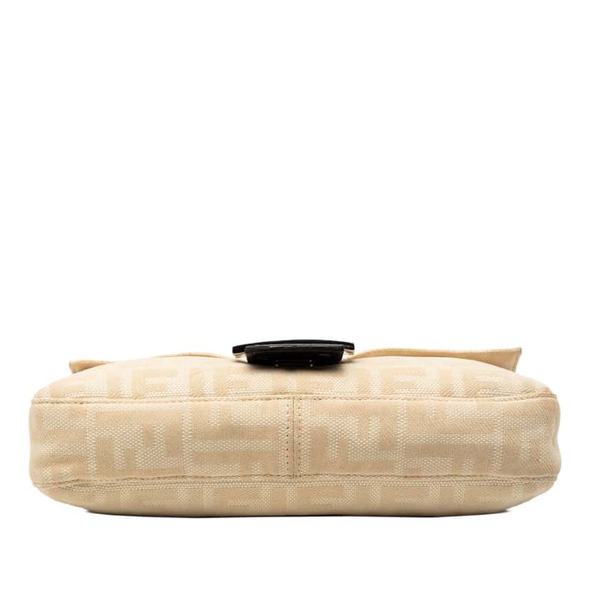 Fendi Zucca Canvas Baguette Beige Very good condition - Inside View