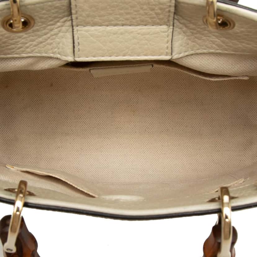 Gucci Mini Calfskin Bamboo Shopper Satchel White Leather Very good condition - Model View