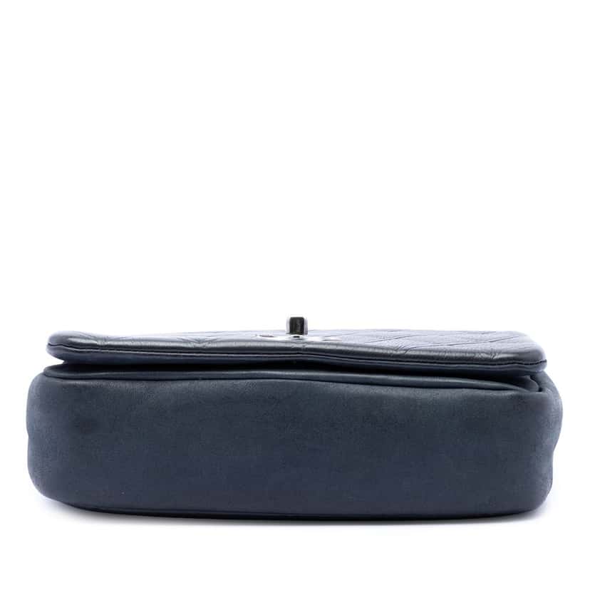Chanel Small Diamond Embossed Calfskin New Chic Flap Other Leather Very good condition - Inside View