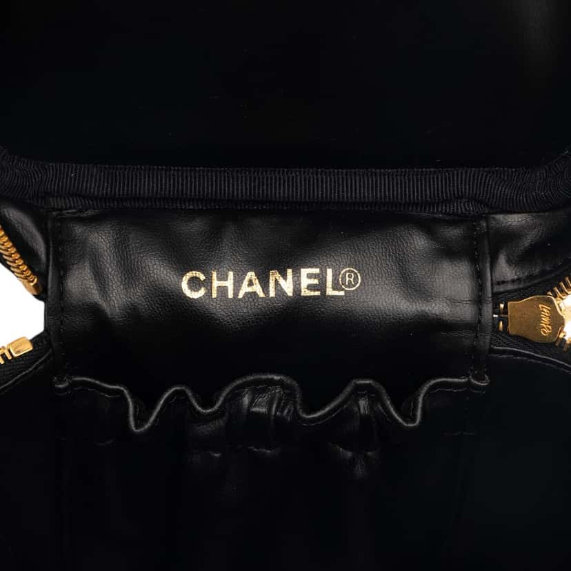 Chanel CC Caviar Vanity Bag Black Leather Very good condition - Box View