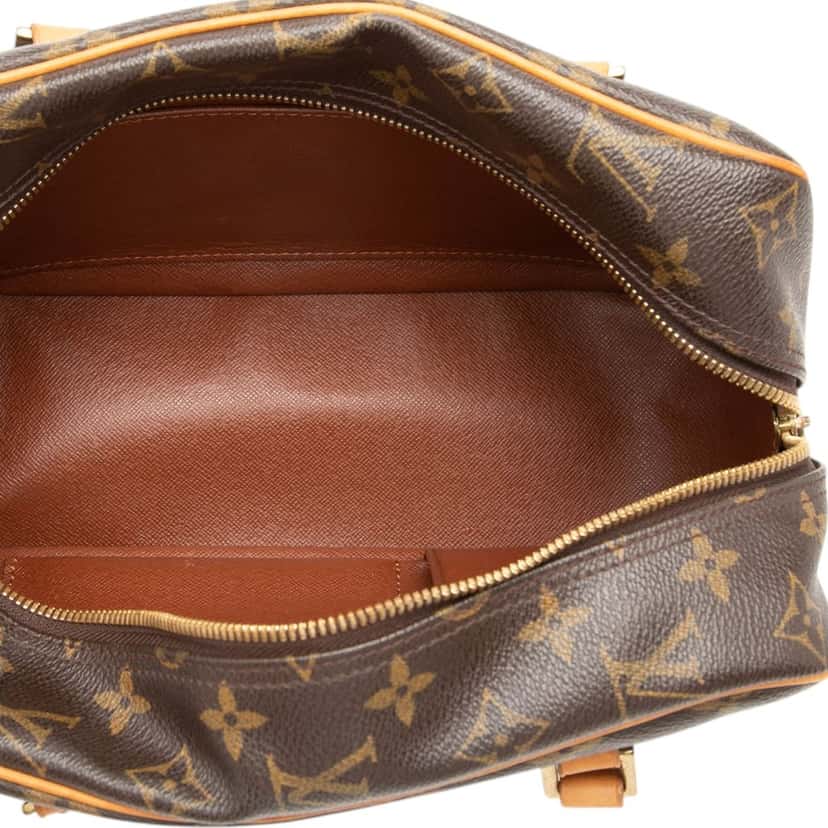 Louis Vuitton Monogram Cite MM Brown Very good condition - Model View
