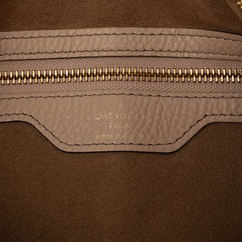 Louis Vuitton Monogram Mahina Selene MM Beige Leather Very good condition - Box View