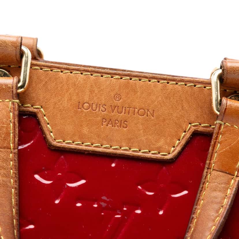 Louis Vuitton Monogram Vernis Brea PM Red Leather Very good condition - Box View