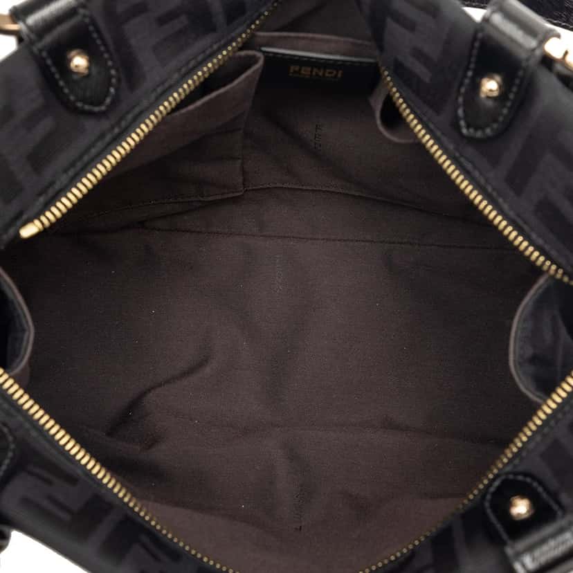 Fendi Zucca Canvas Chef Shoulder Bag Black Very good condition - Model View