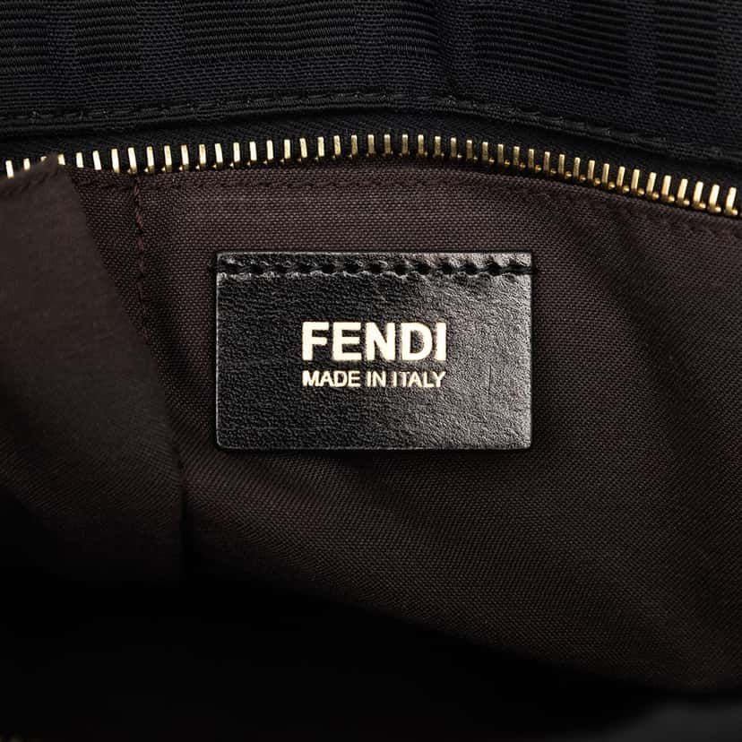 Fendi Zucca Canvas Chef Shoulder Bag Black Very good condition - Box View