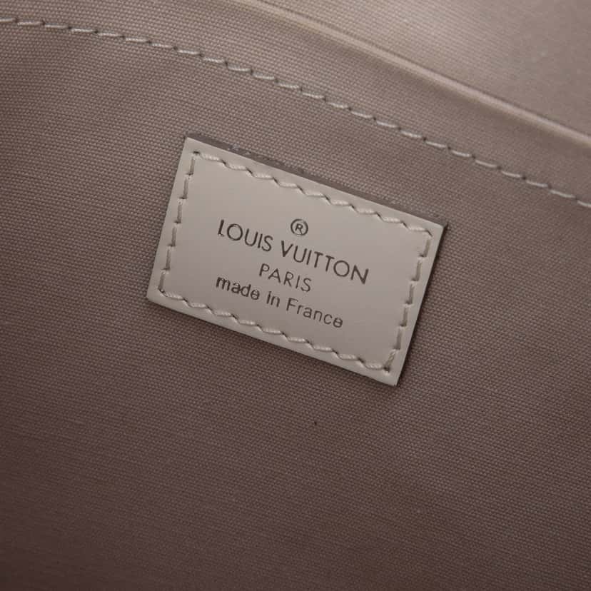 Louis Vuitton Epi Passy PM White Leather Very good condition - Box View