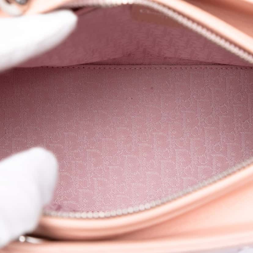Dior Medium Calfskin Cannage Stitched Lady Dior Pink Leather Very good condition - Model View
