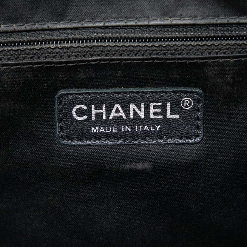 Chanel Caviar Grand Shopping Tote XL Black Leather Very good condition - Box View