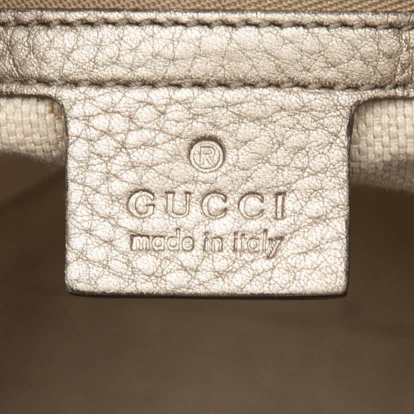 Gucci Medium Metallic Calfskin Soho Chain Tote Gold Leather Very good condition - Box View