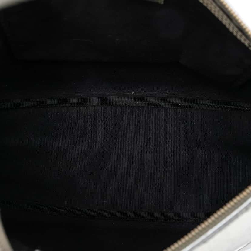 Gucci GG Supreme Joy Handbag White Very good condition - Model View