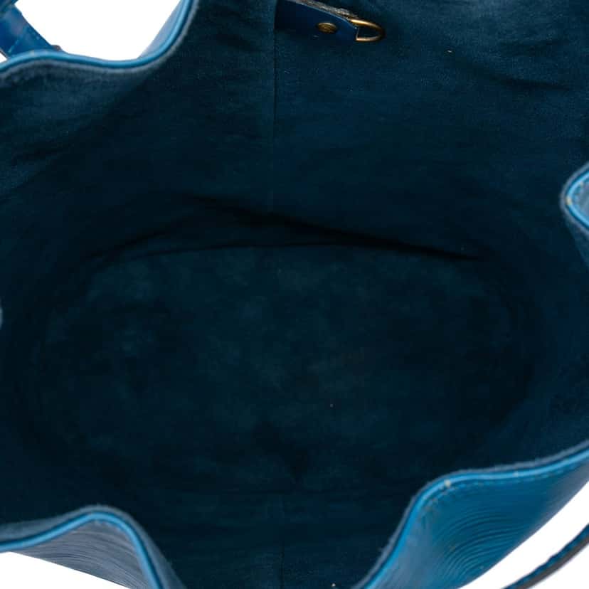 Louis Vuitton Epi Randonnee PM Blue Leather Very good condition - Model View