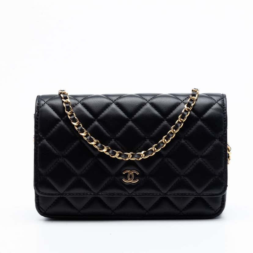 Chanel CC Quilted Lambskin Wallet On Chain Black Leather Very good condition - Front View