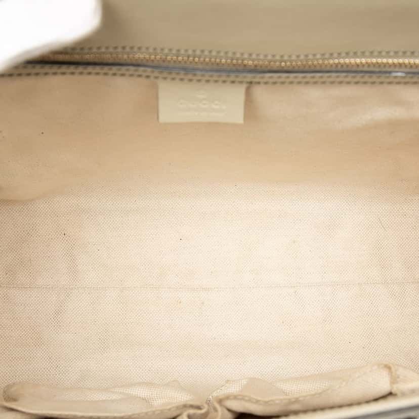Gucci Large GG Canvas Emily Shoulder Bag Beige Very good condition - Model View
