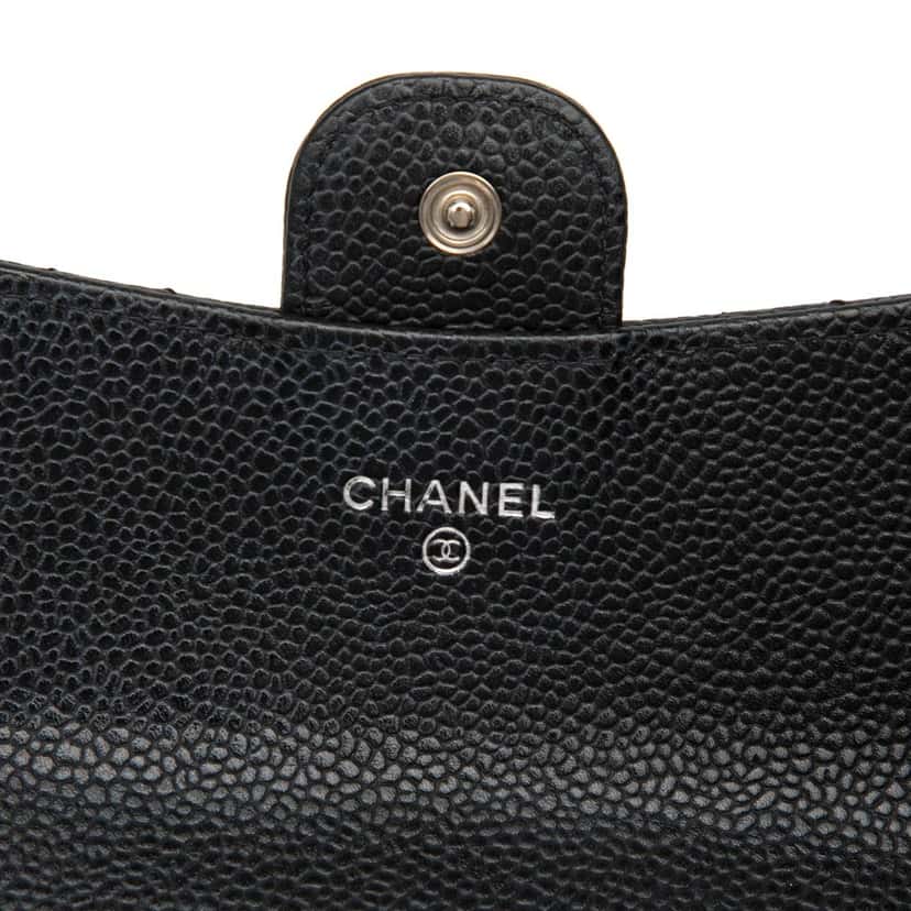 Chanel CC Quilted Caviar Classic Flap Wallet Black Leather Very good condition - Box View