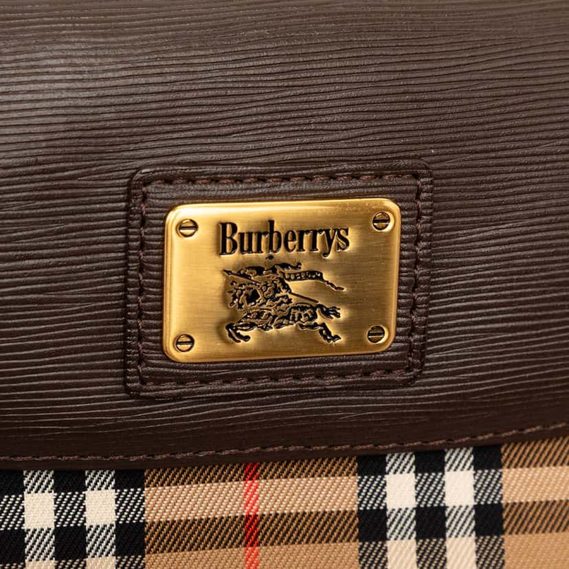 Burberry Haymarket Check Canvas Clutch Beige Good condition - Box View