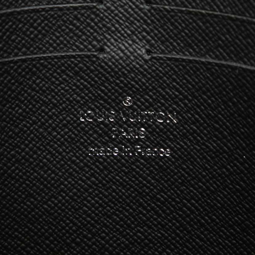 Louis Vuitton Monogram Eclipse Pochette Voyage MM Black Very good condition - Box View