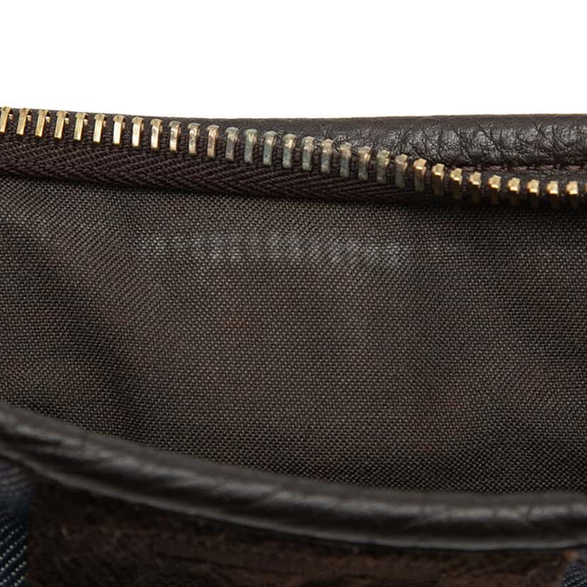 Fendi Denim Pochette Crossbody Blue Very good condition - Box View