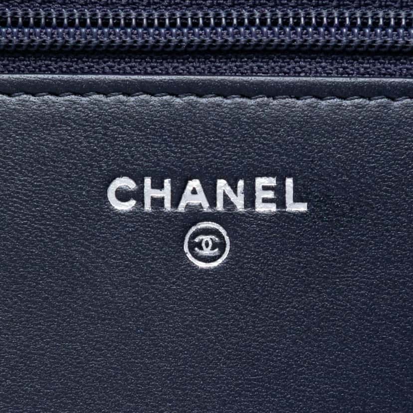 Chanel CC Quilted Lambskin Pearl Strap Wallet on Chain Blue Leather Good condition - Box View