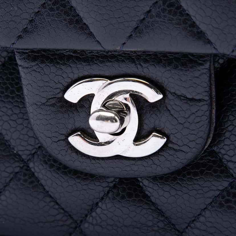 Chanel Medium Classic Caviar Double Flap Blue Leather Good condition - Box View