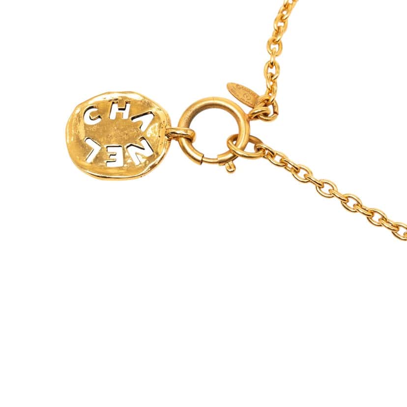 Chanel Gold Plated Logo Round Pendant Necklace Gold Metal Very good condition - Model View
