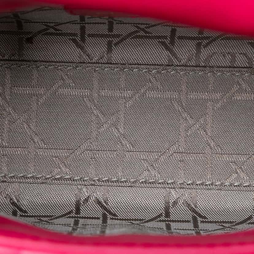 Dior Mini Lambskin Cannage Lady Dior Pink Leather Very good condition - Model View