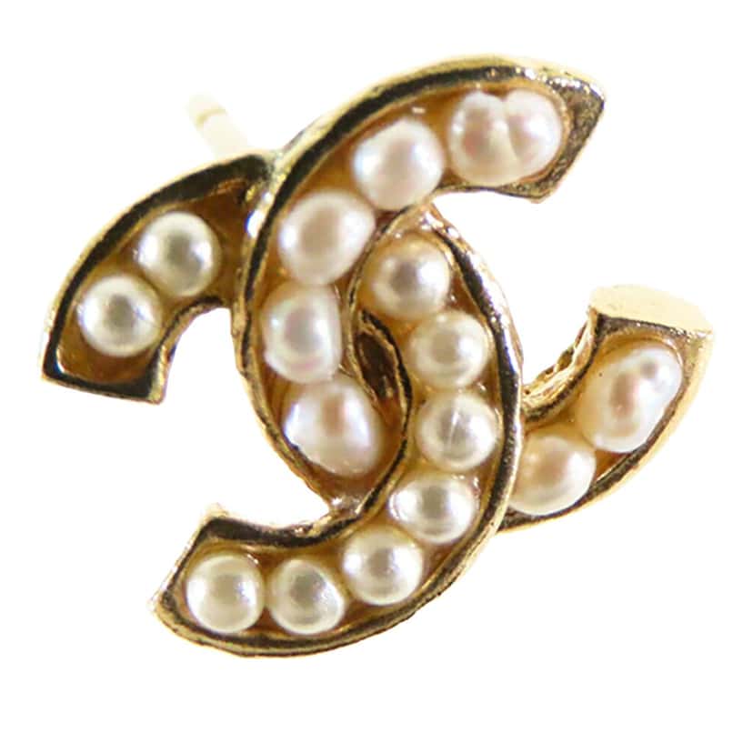 Chanel CC Gold Plated Faux Pearl Push Back Earrings Gold Metal Very good condition - Model View