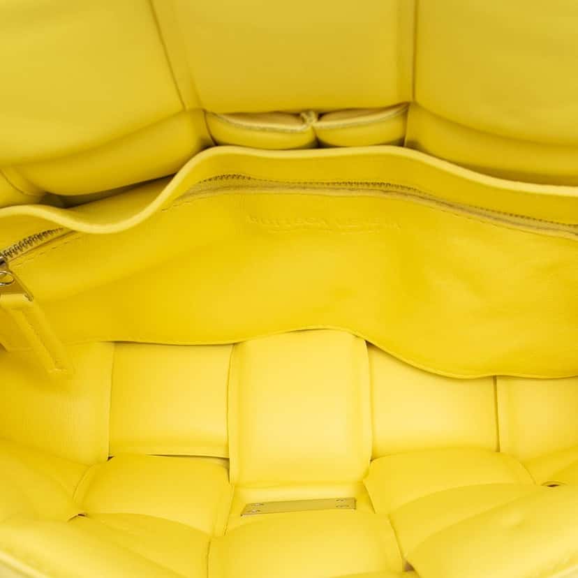 Bottega Veneta Nappa Intrecciato Padded Cassette Crossbody Yellow Leather Very good condition - Model View