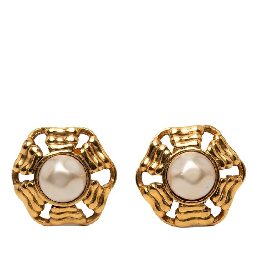 Chanel Gold Plated Faux Pearl Wavy Clip On Earrings Gold Metal Very good condition - Front View