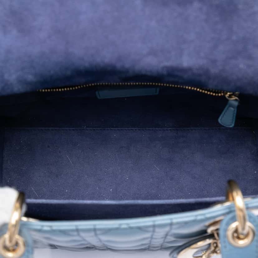 Dior Medium Ombre Lambskin Cannage Lady Dior Blue Leather Very good condition - Model View