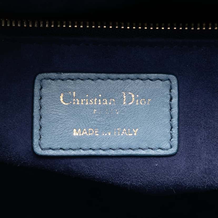 Dior Medium Ombre Lambskin Cannage Lady Dior Blue Leather Very good condition - Box View